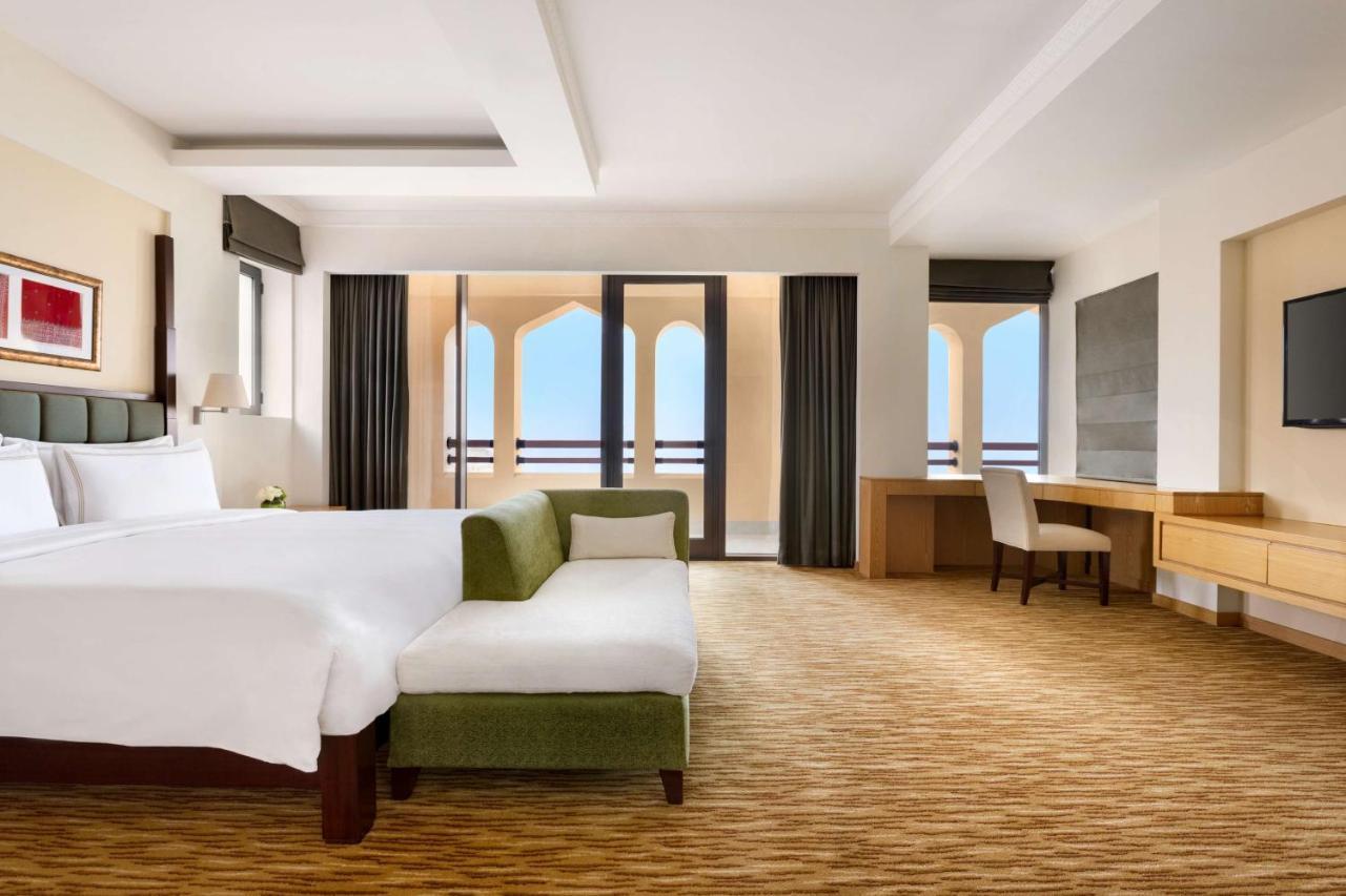Shangri-La Barr Al Jissah, Muscat Exterior photo Deluxe Suite