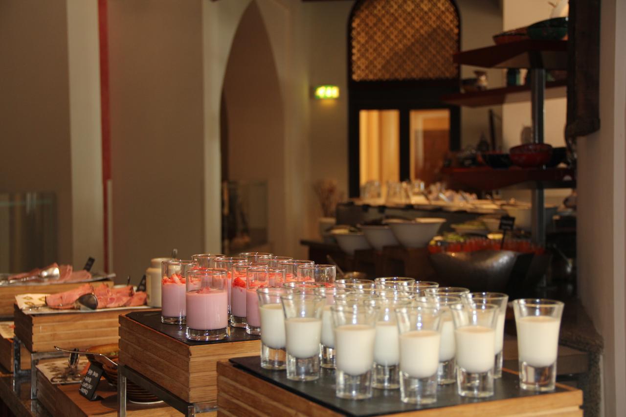 Shangri-La Barr Al Jissah, Muscat Exterior photo A selection of dairy products at a buffet
